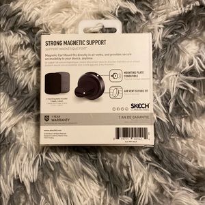 SKETCH MAGNETIC CAR MOUNT